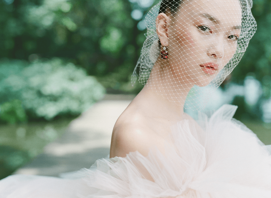 Home [www.emeraldcitygowns.com]