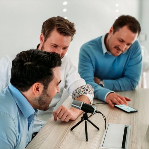 Aufnahme eines Jobcasts bei der IT-Beratung Makonis.
