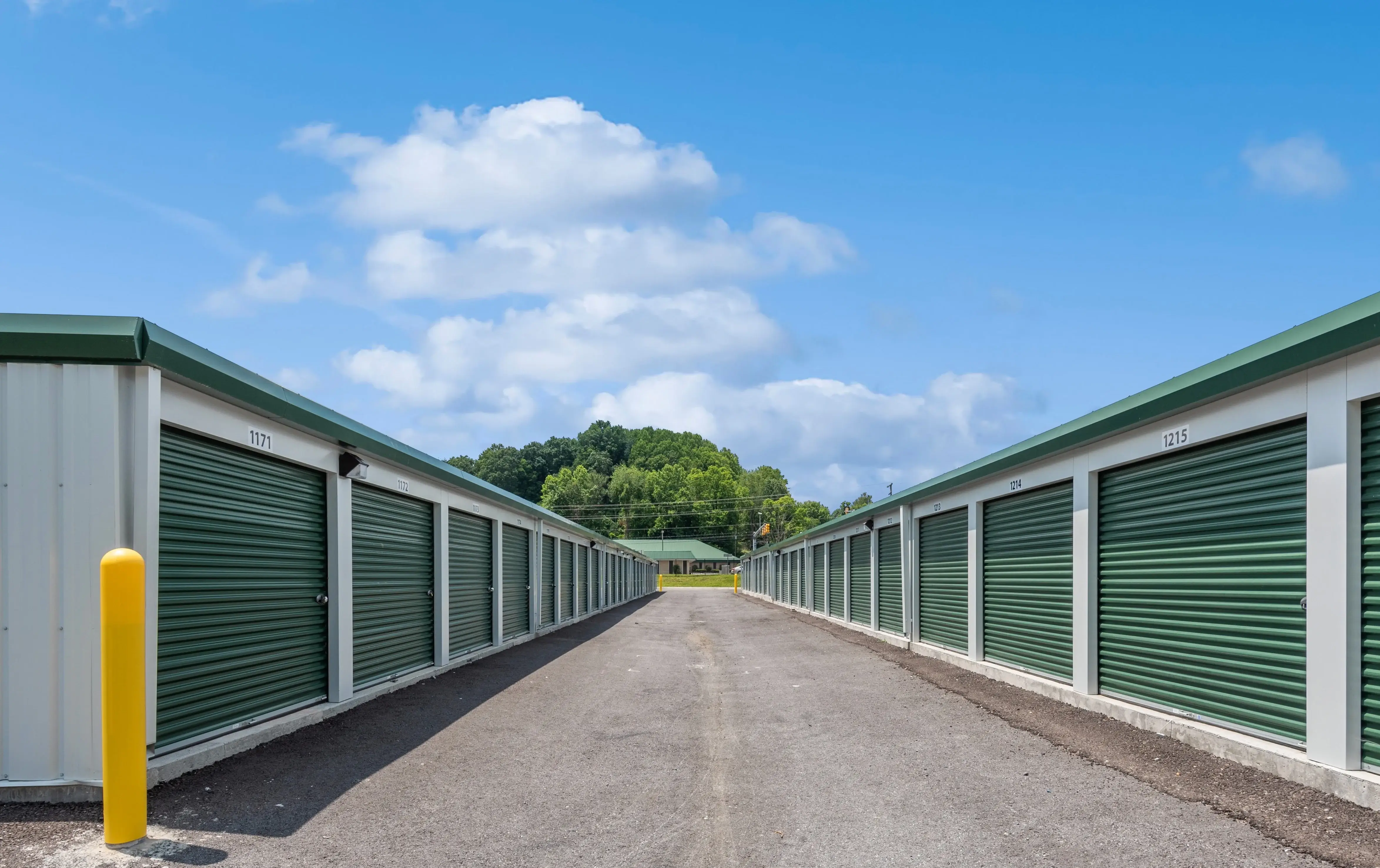 Bolt Storage Cheap Storage Units in 15875 Porterfield Hwy, Abingdon, VA