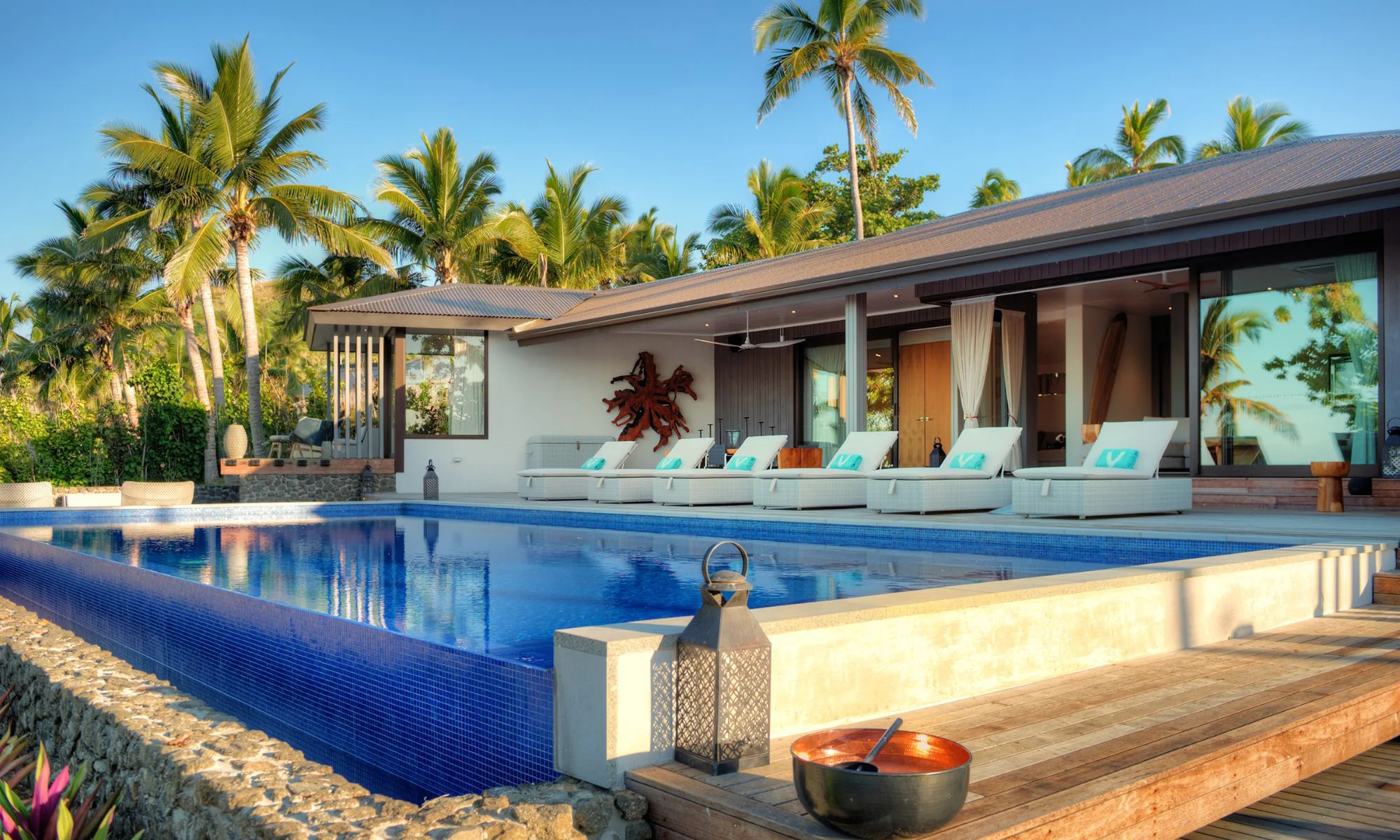 Luxury Beach House Rental With 14 Meter Infinity Pool On Private Island ...