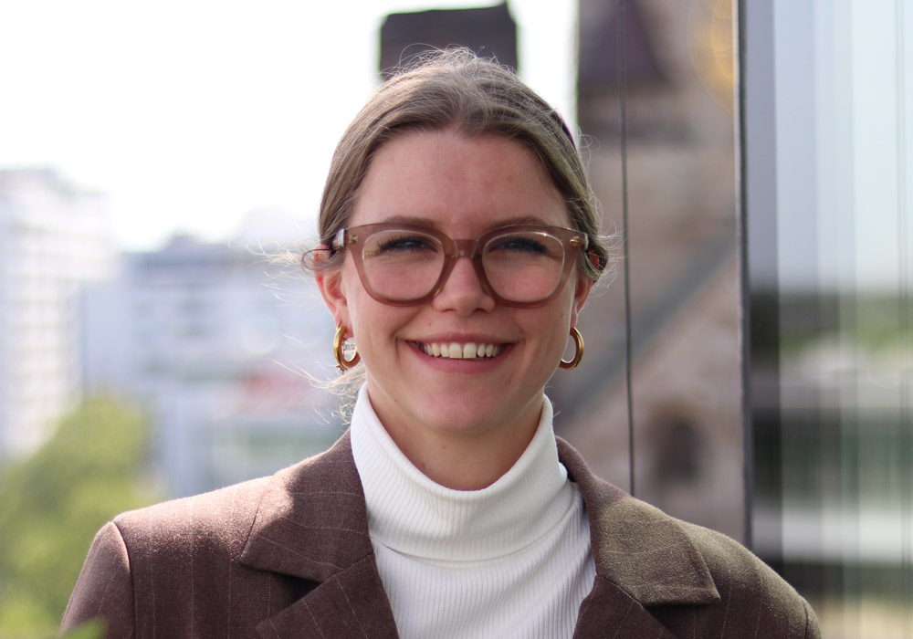 Greta Rembert MOBY | About