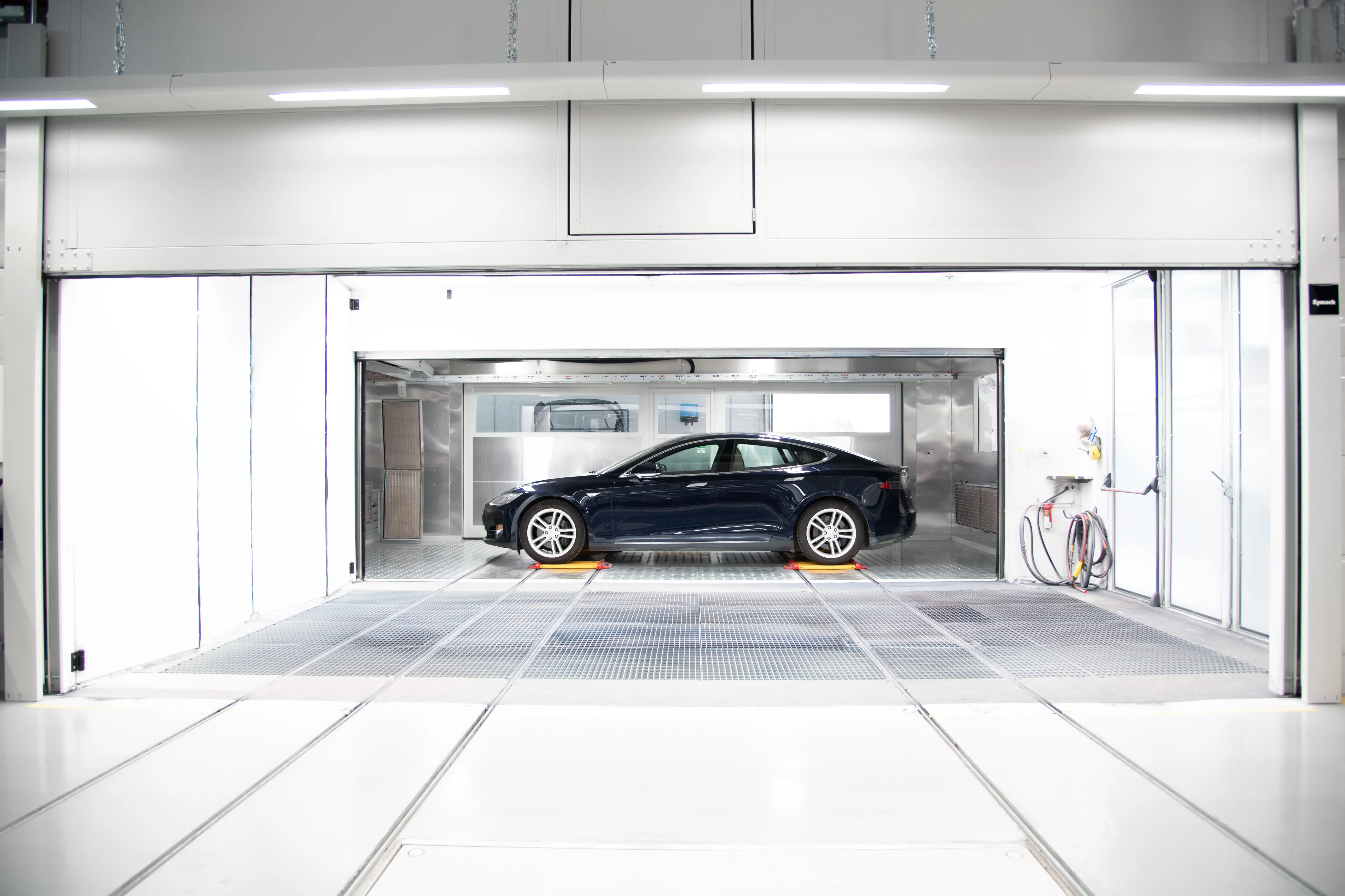 Expert Guide to EV Collision Repair | CSN 427 Auto Collision