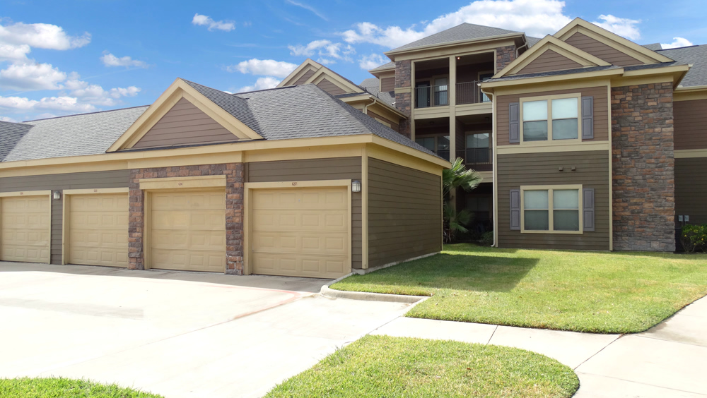 Mansions At Hastings Green Apartments Houston TX