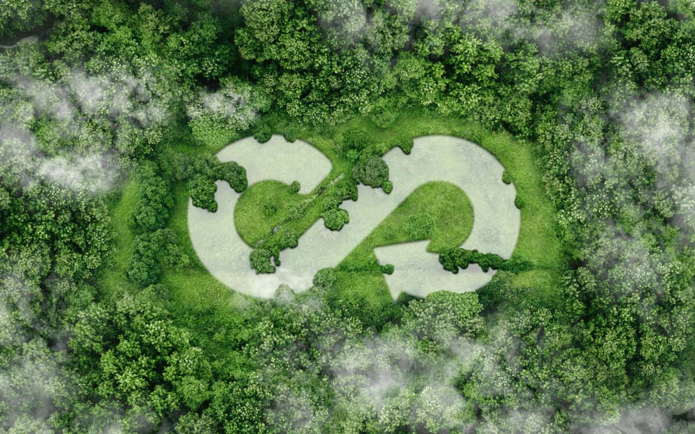 Recycling-Symbol Umweltschutz ökologisch auf grünem Hintergrund