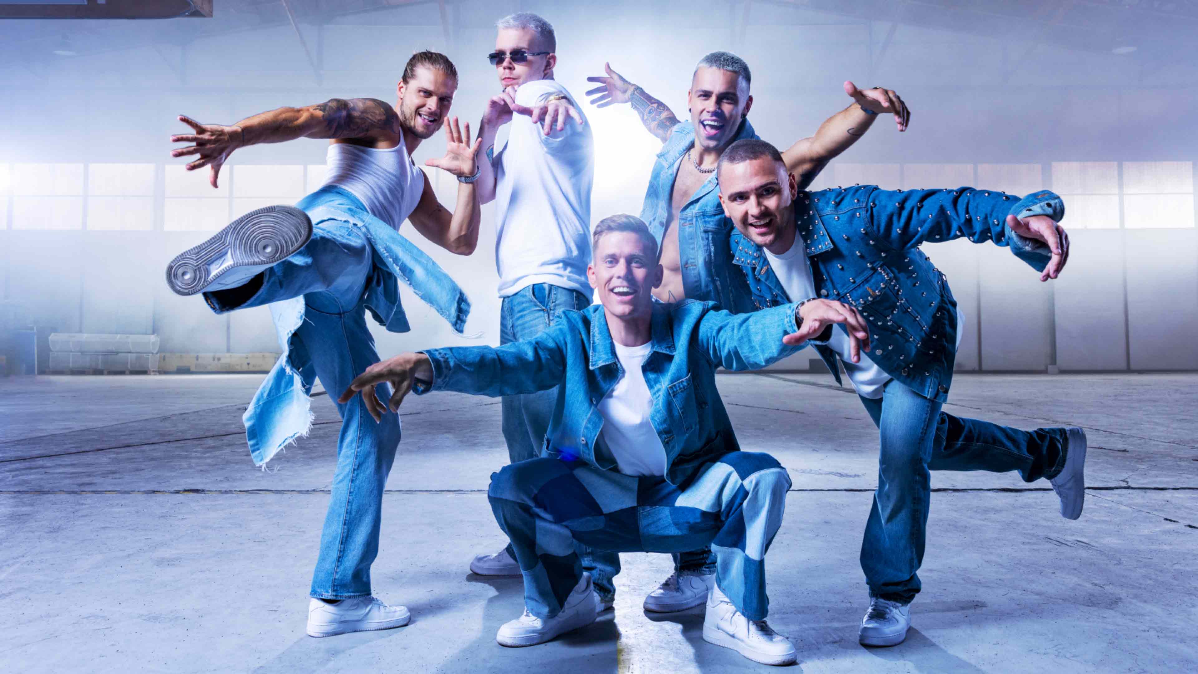 Síminn tengir þig við lífið. Framúrskarandi þjónusta | Síminn