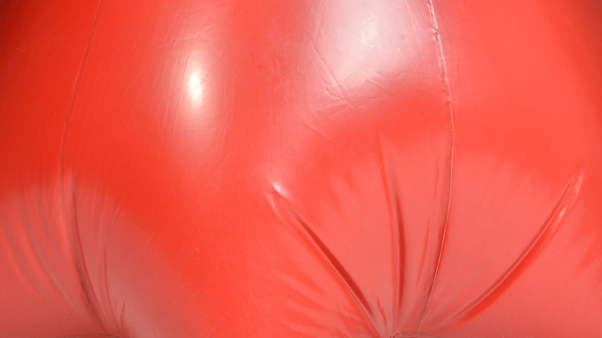 Queen Angel, Adam McAlavey, United Kingdom