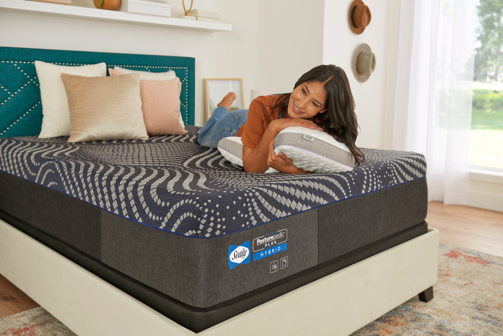 Stearns and Foster vs Sealy (+How To Choose The Right Mattress), 2024