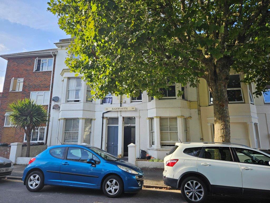 Room in House Share, Pevensey Road, Eastbourne Ginger & Sanders