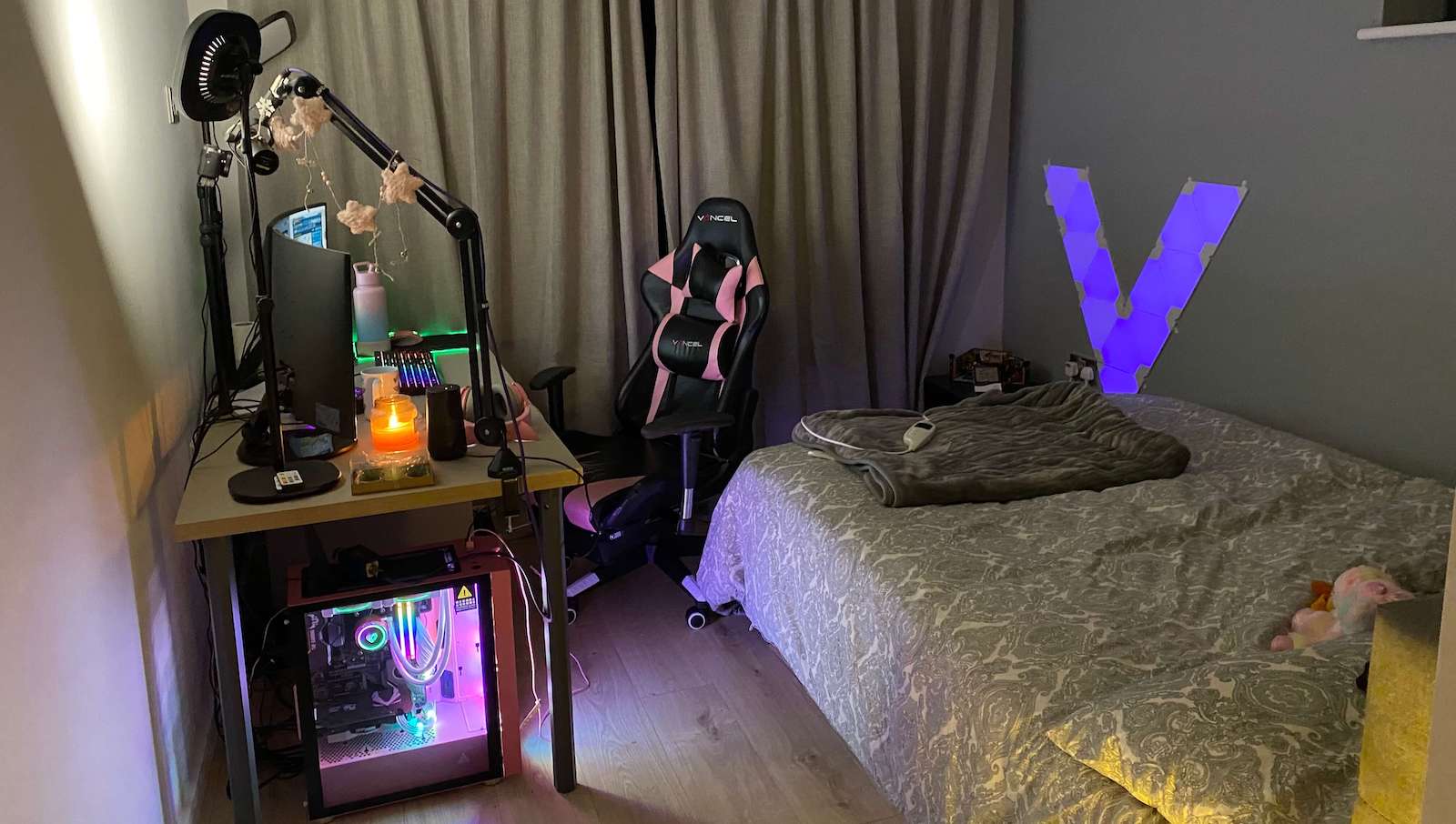 Viiki // Streamer Interview with Fairly Odd Streamers