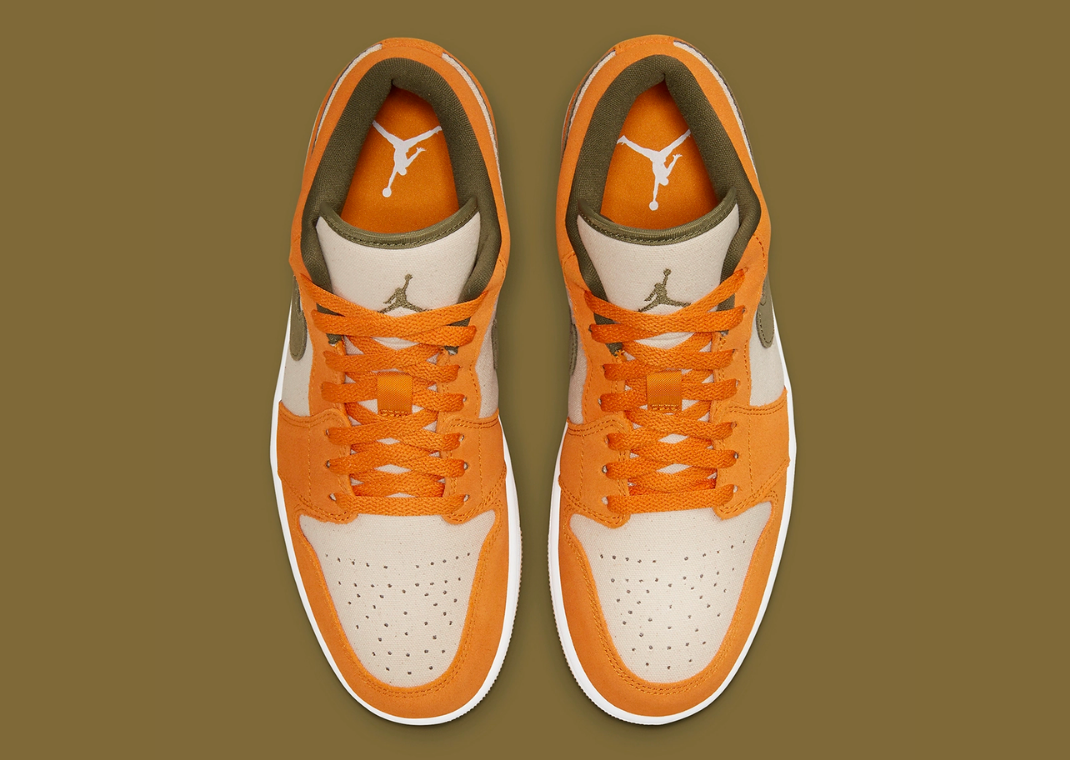 medium curry jordans
