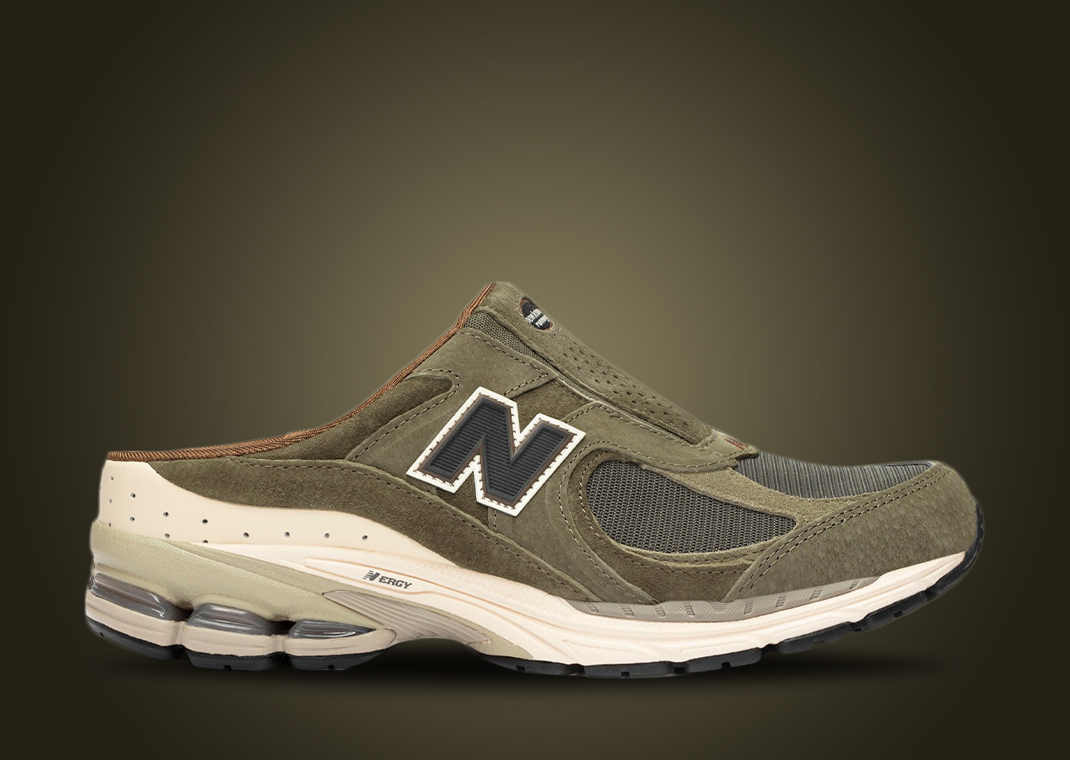 sns new balance 2002r mule