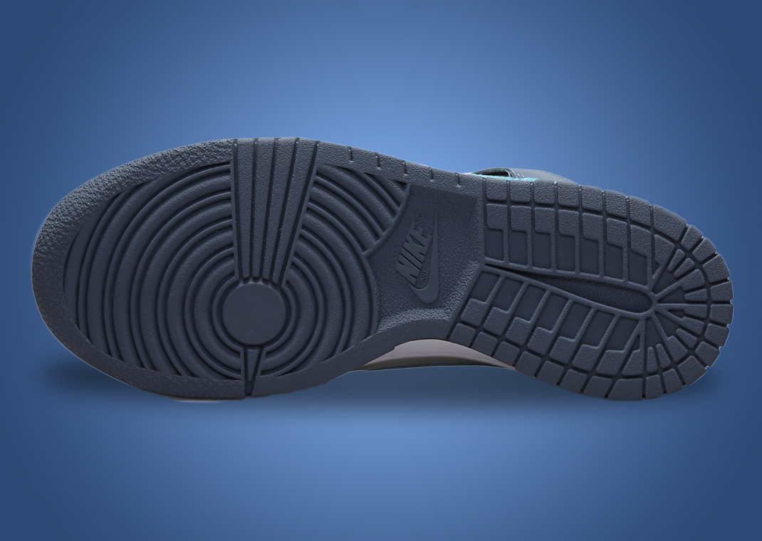 nike dunk light bone high