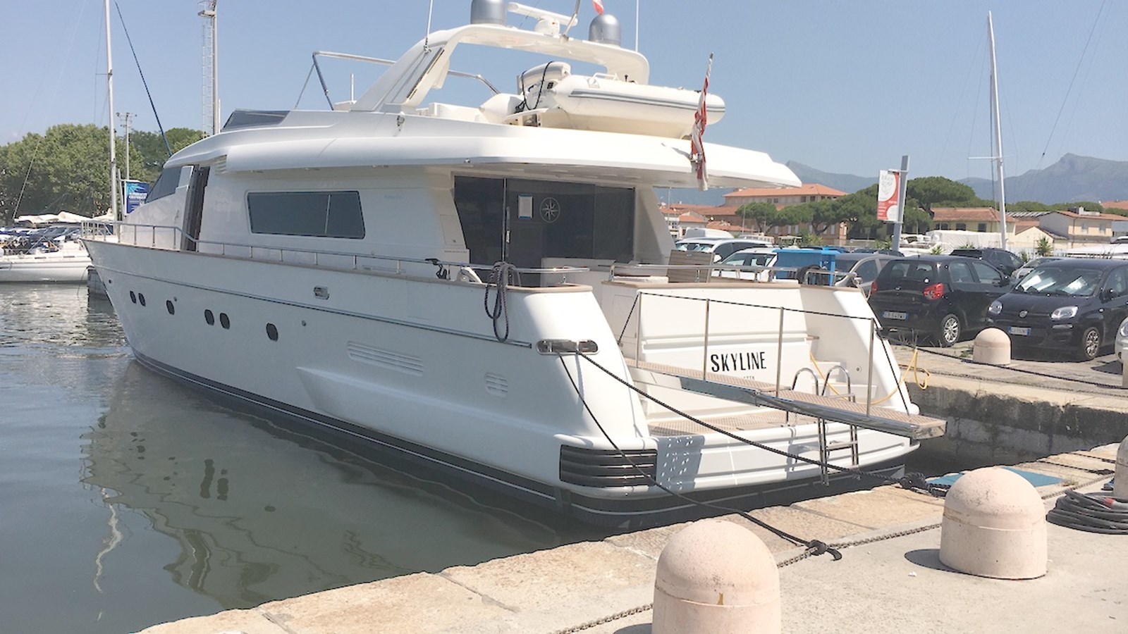 SKYLINE Barton Yachts