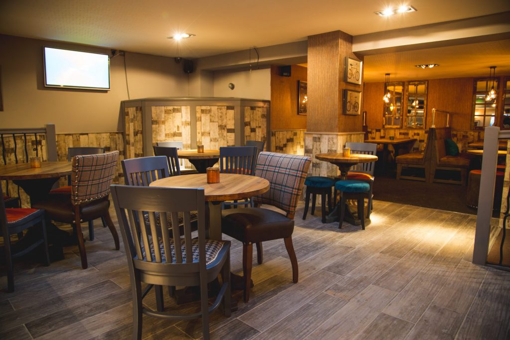 The Scales Pub Lichfield Lake Contracts