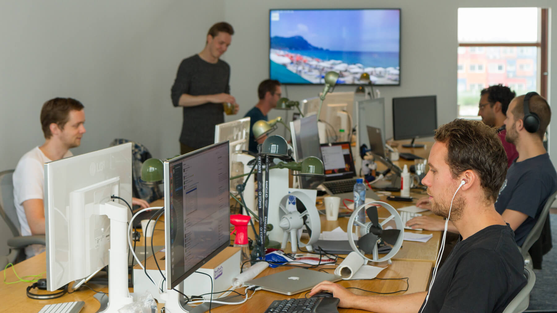 Join our team! Apply for the Senior Back-end Developer position - Ex ...