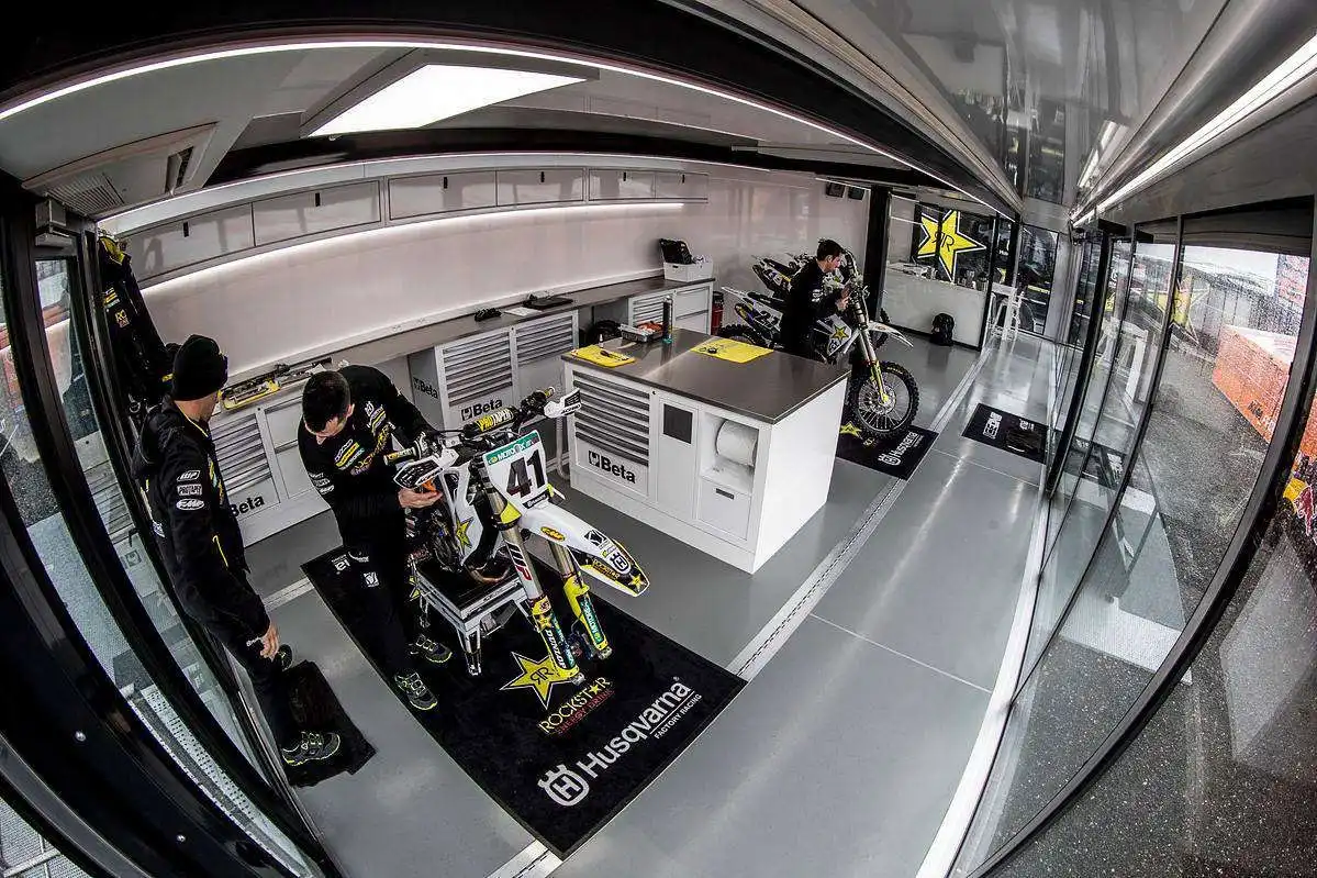 IceOne Racing & Expandable Trailers - Success Story