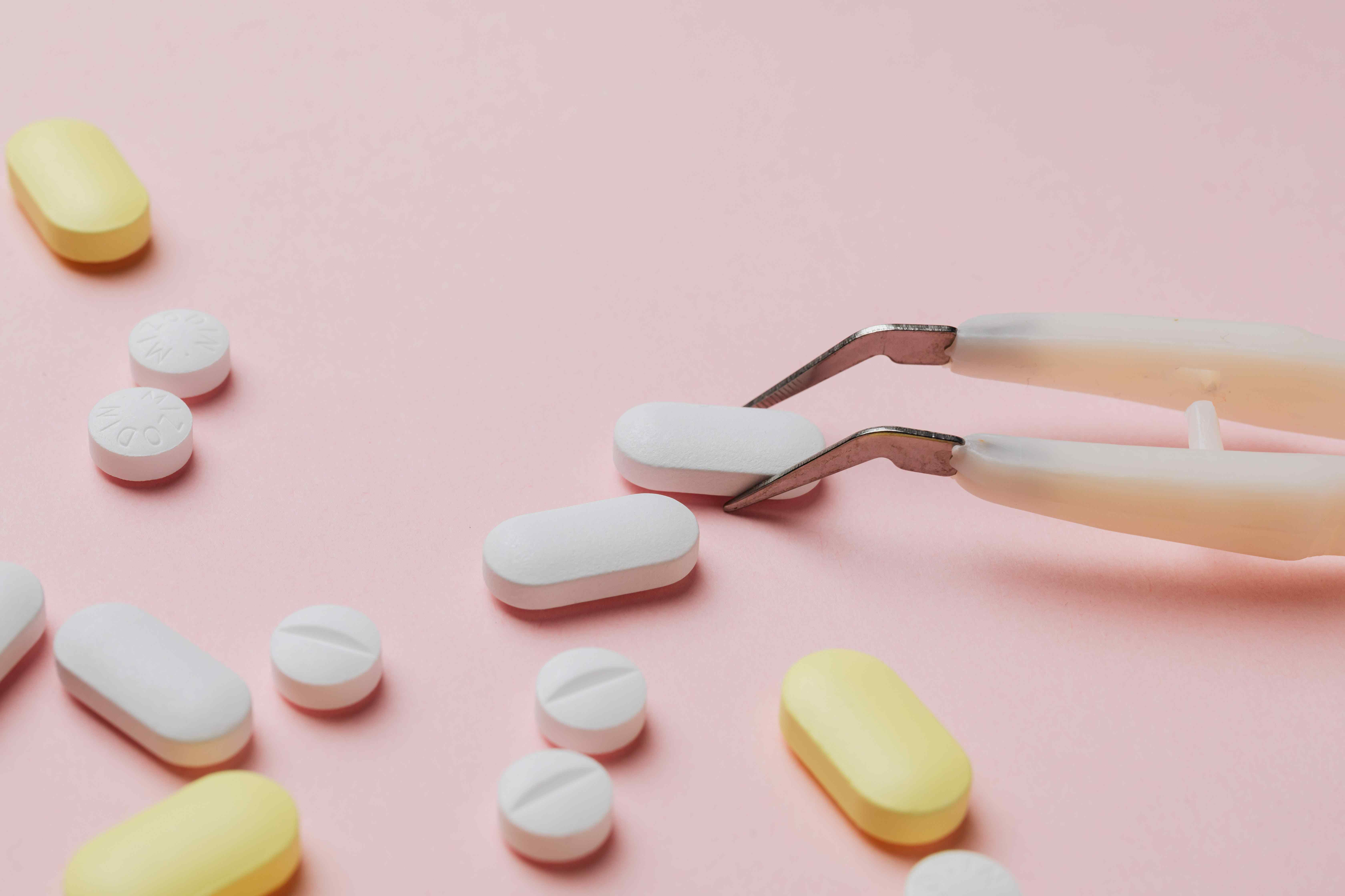 Prednisone And Mucinex Together? What You Must Know Before Taking Them - 4wo1bum