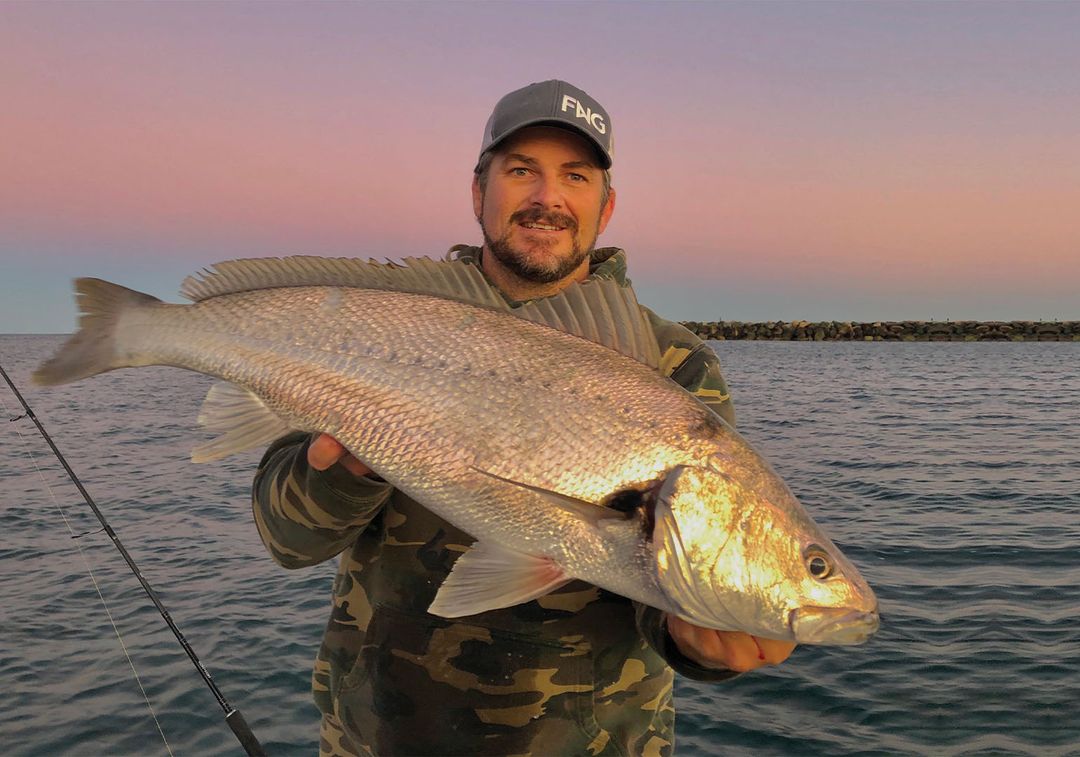 Straylining - Fishing Guide