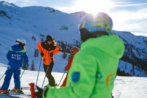 Bicchierino Da Shot Da Collezione Sci E Snowboard – Souvenir Dall'Ontario, Canada (Altezza 5,7 Cm)