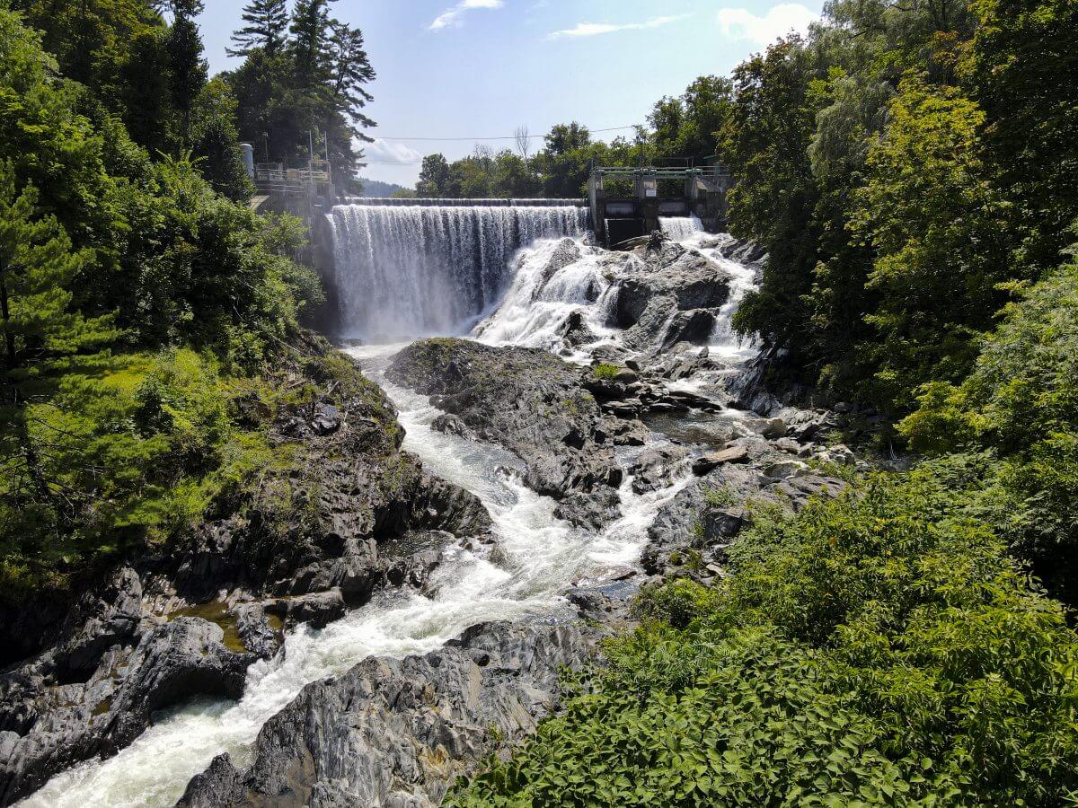 Waits River Falls Bradford, Vermont GoXplr