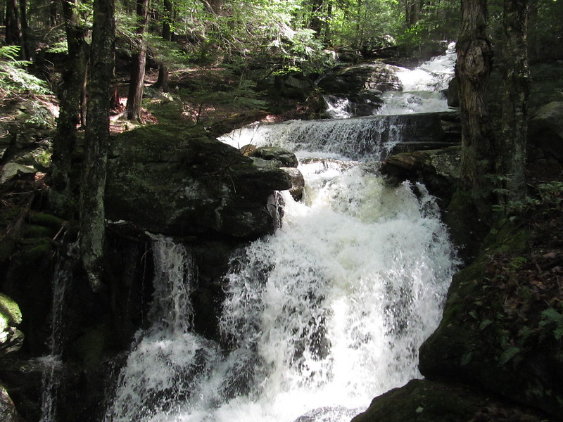 10 Tallest Waterfalls In Vermont That You Must See GoXplr