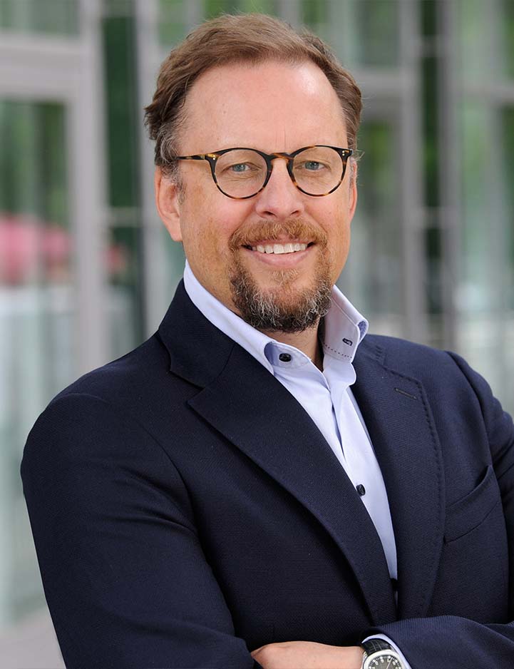 Moritz Ferdinand Roth Strategy