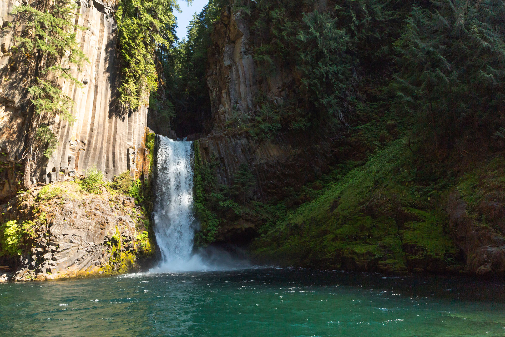 Top 10 MustSee Waterfalls Near Crater Lake