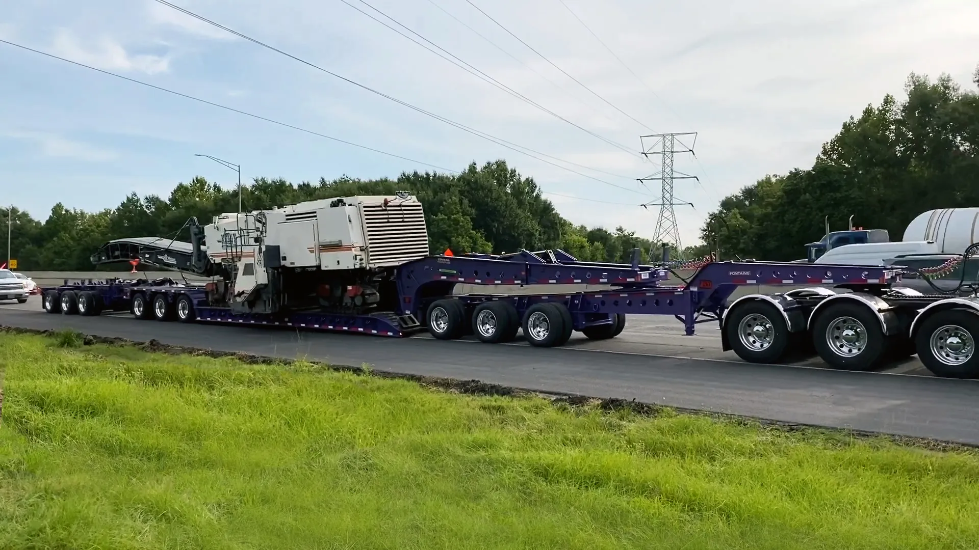 Hydraulic tail Trailers Fontaine Heavy Haul