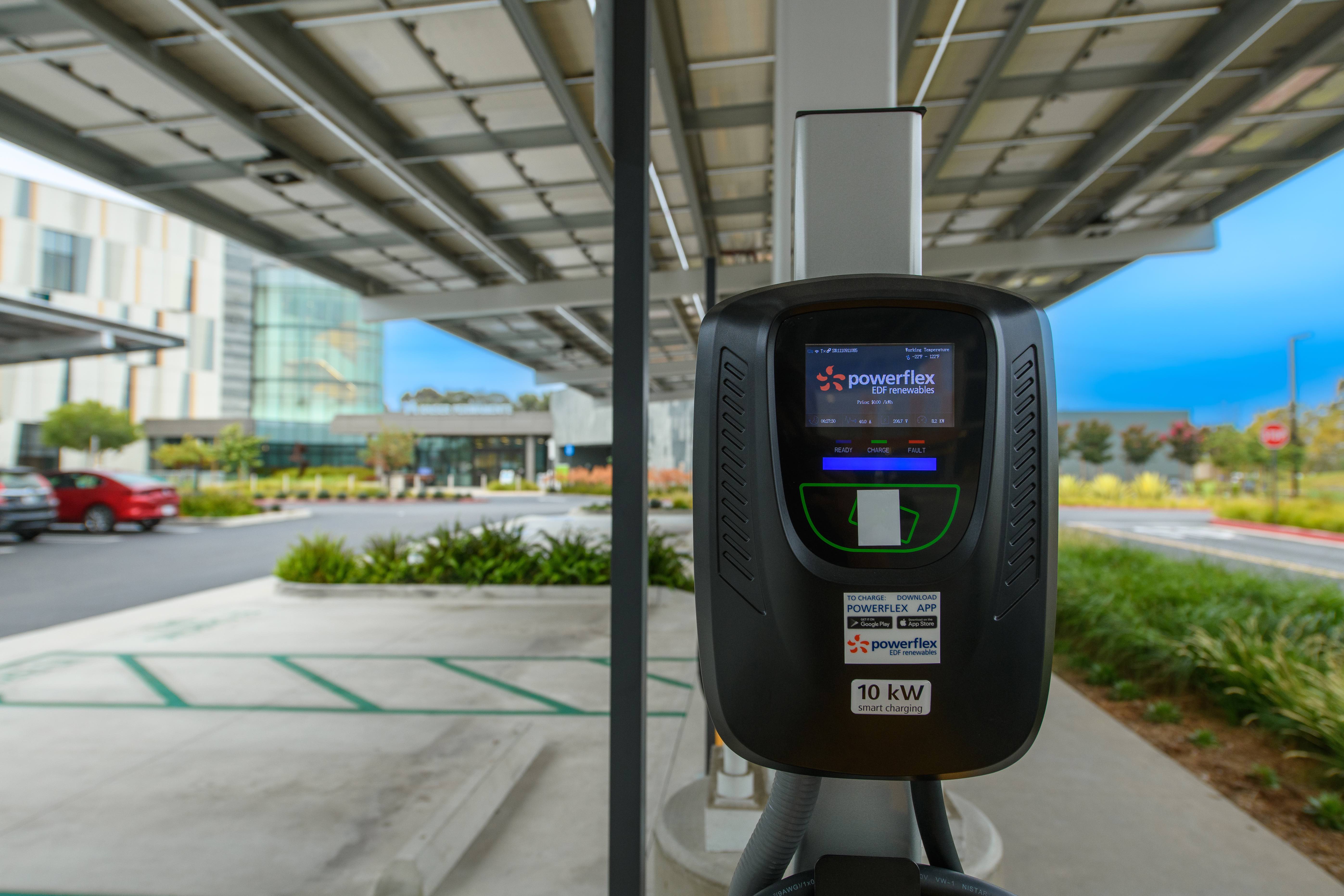 A Guide to Commercial EV Charging Methods | PowerFlex