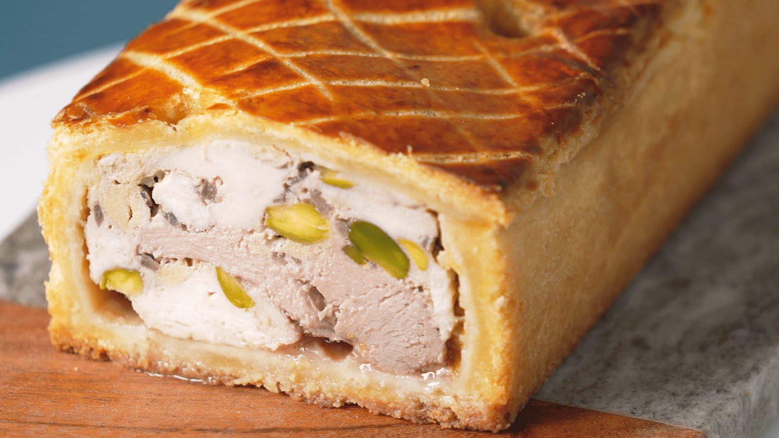 VoilaChef | Pâté en croûte tout volaille et foie gras par Fabien Pairon