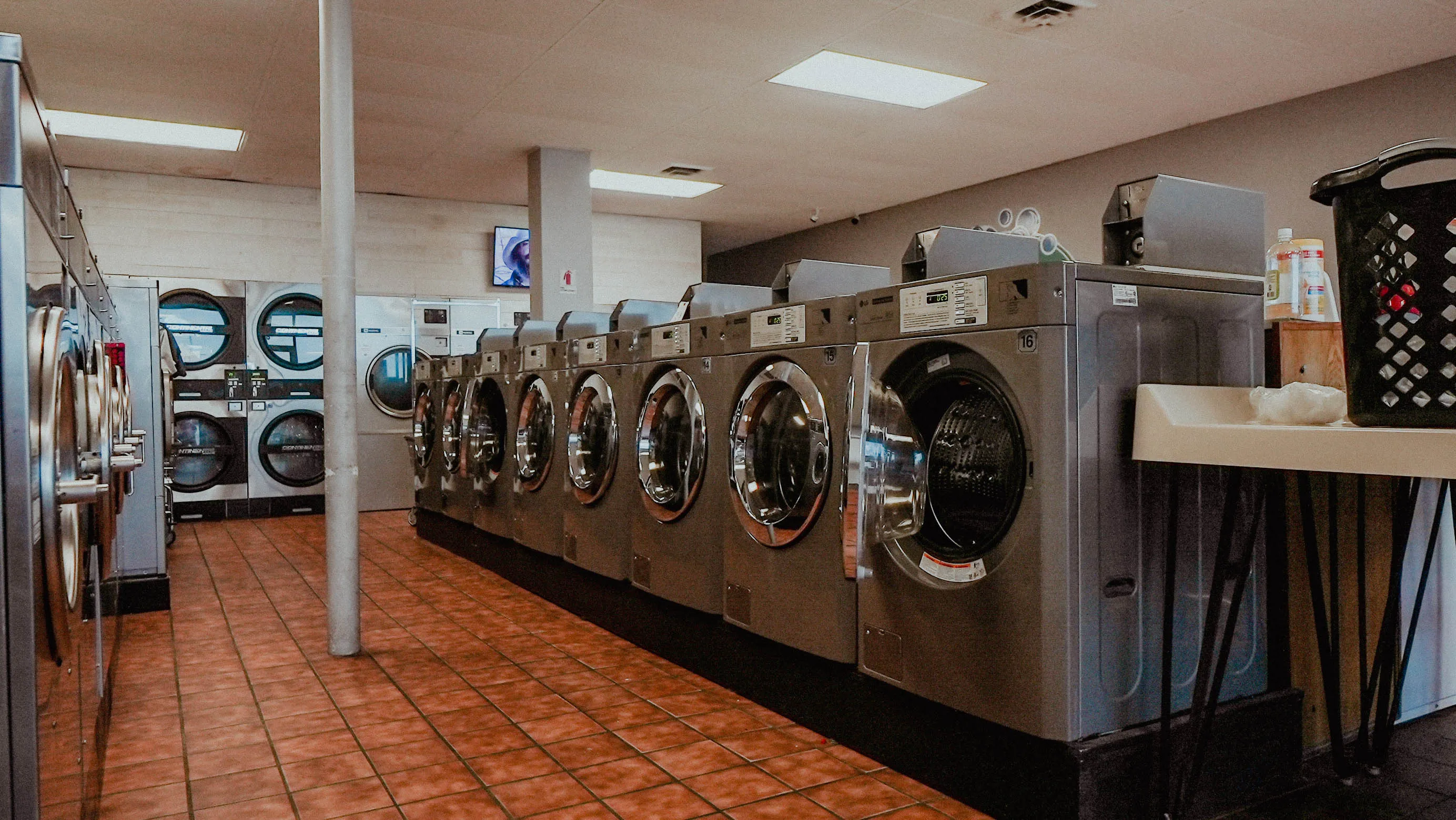 Wishy Washy Coin Laundry FamilyOwned Laundromat in Nixa, MO