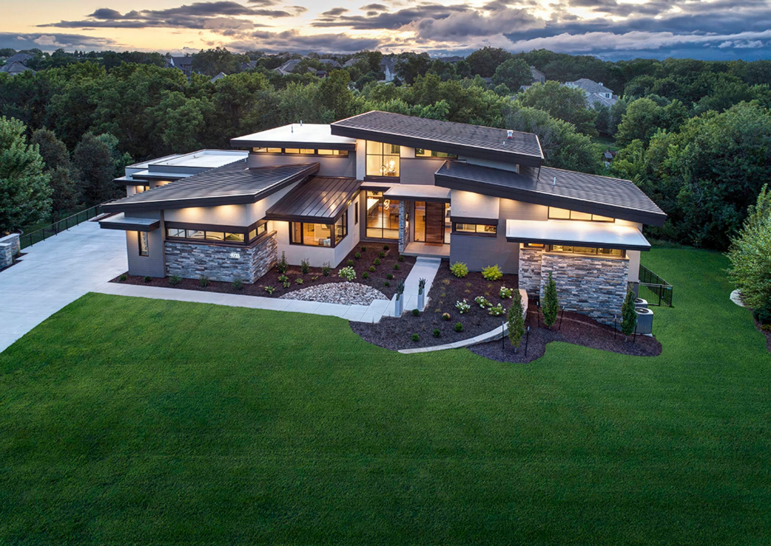 Cutting Edge Contemporary - Falcon Ridge, Lenexa, Kansas Custom Home ...