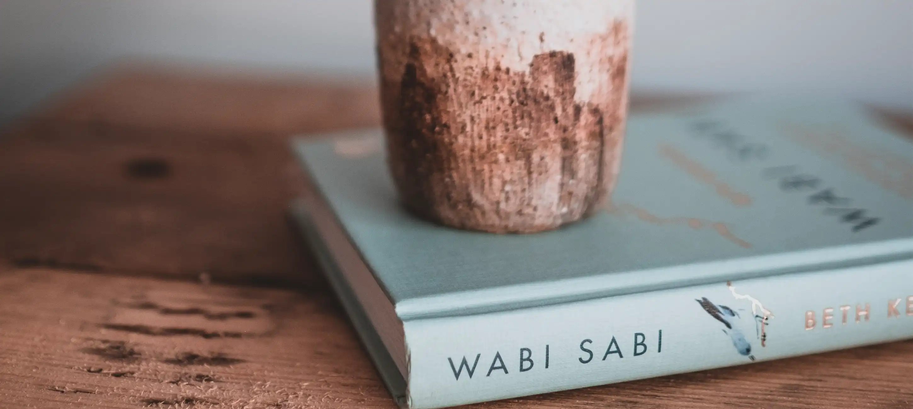 Wat is de Wabi-Sabi woonstijl? | The Decor Studio