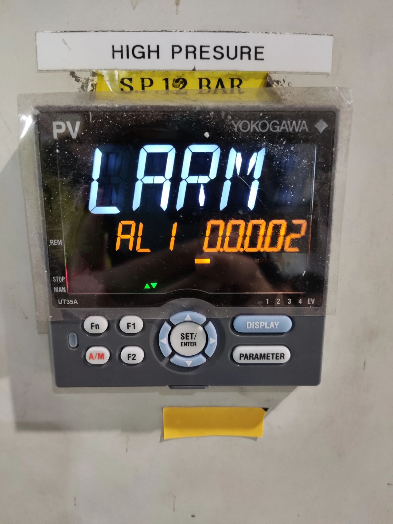 Exploring Advanced Process Control Pressure Controller with Alarm