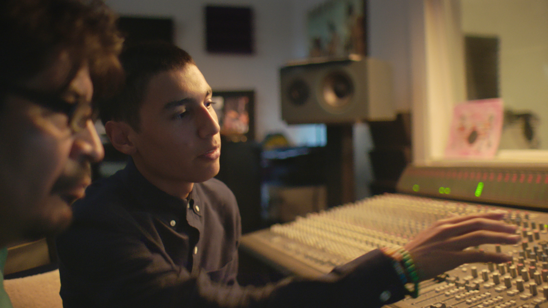 Creating a Social Enterprise to Bring Learning into the Real World IDEO