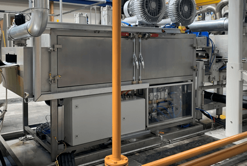 Spülanlage / trockenreinigungsanlage mit Absaugung