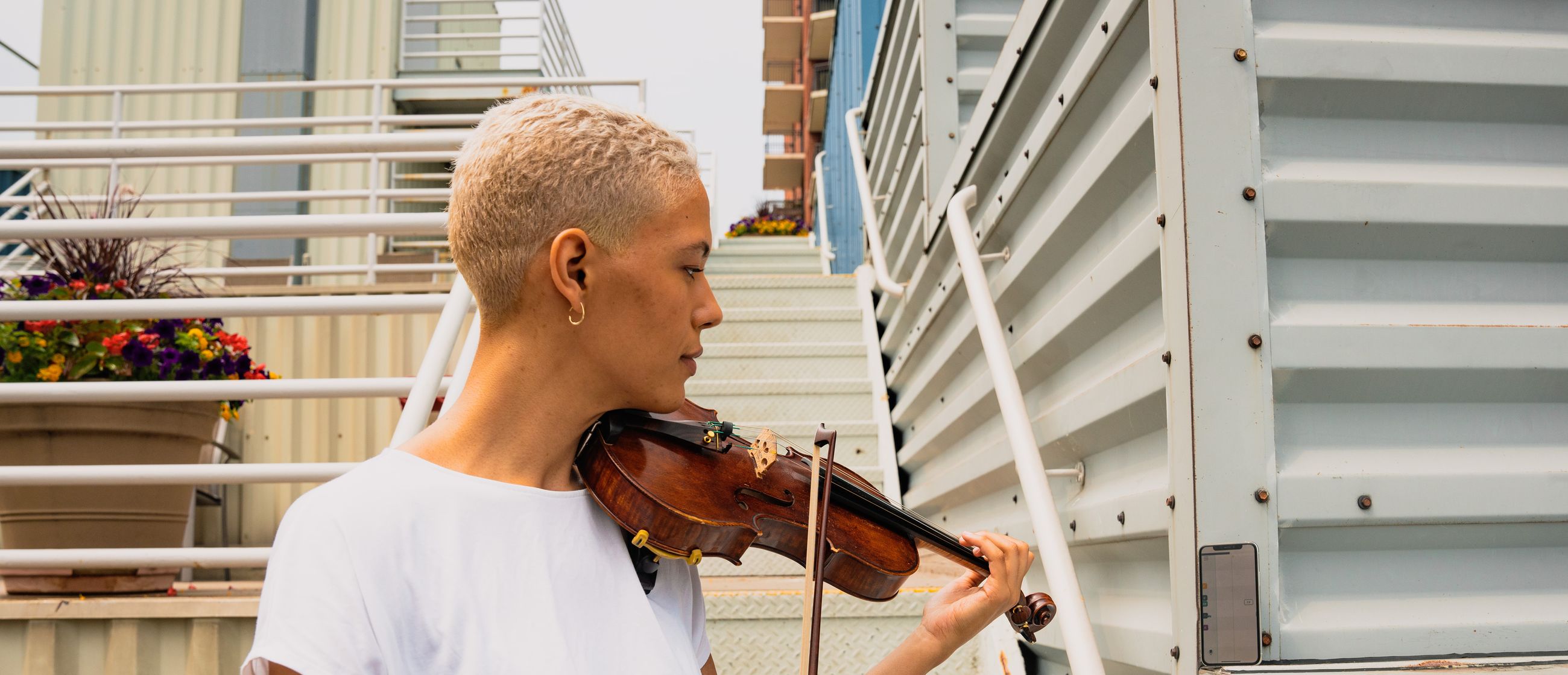 The Basics of Playing Chords on the Violin Trala