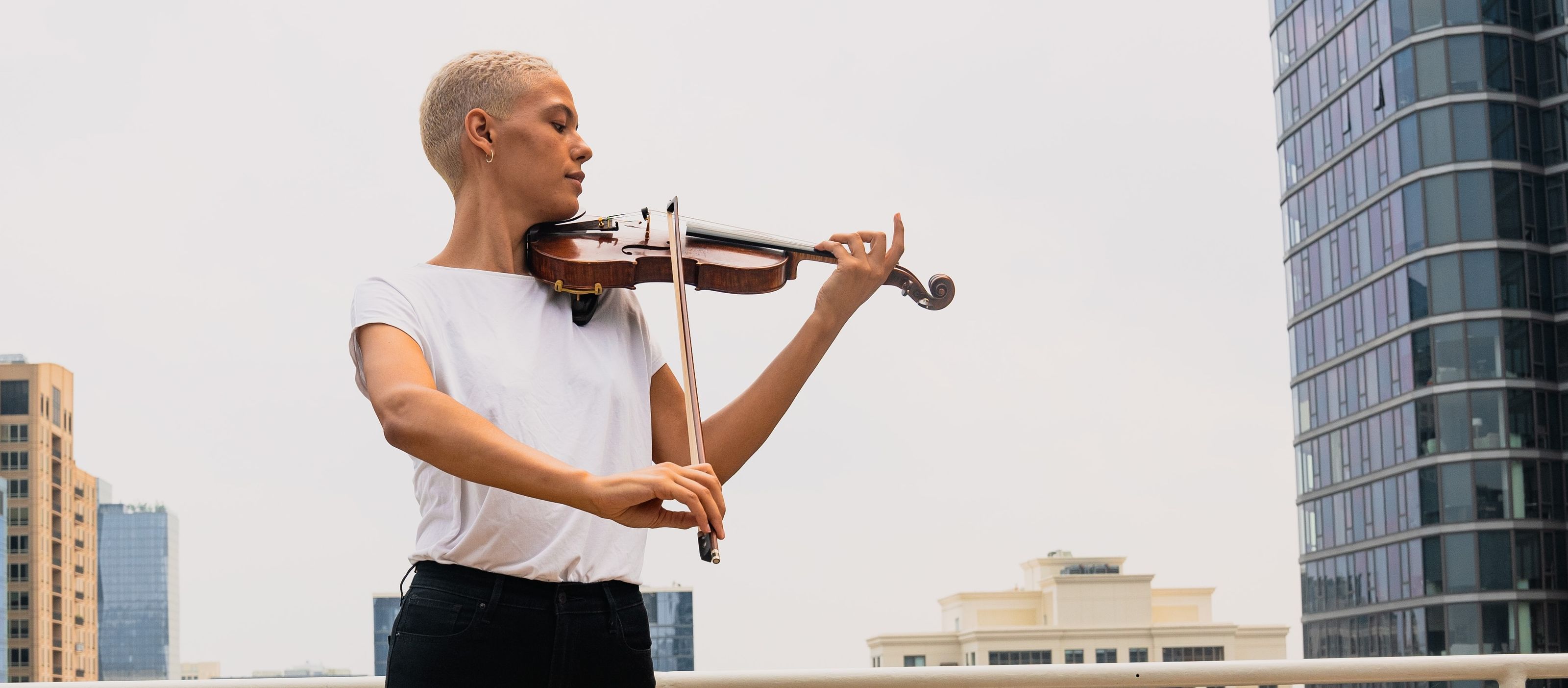 12 Modern Violinists To Follow To Inspire Your Violin Journey Trala