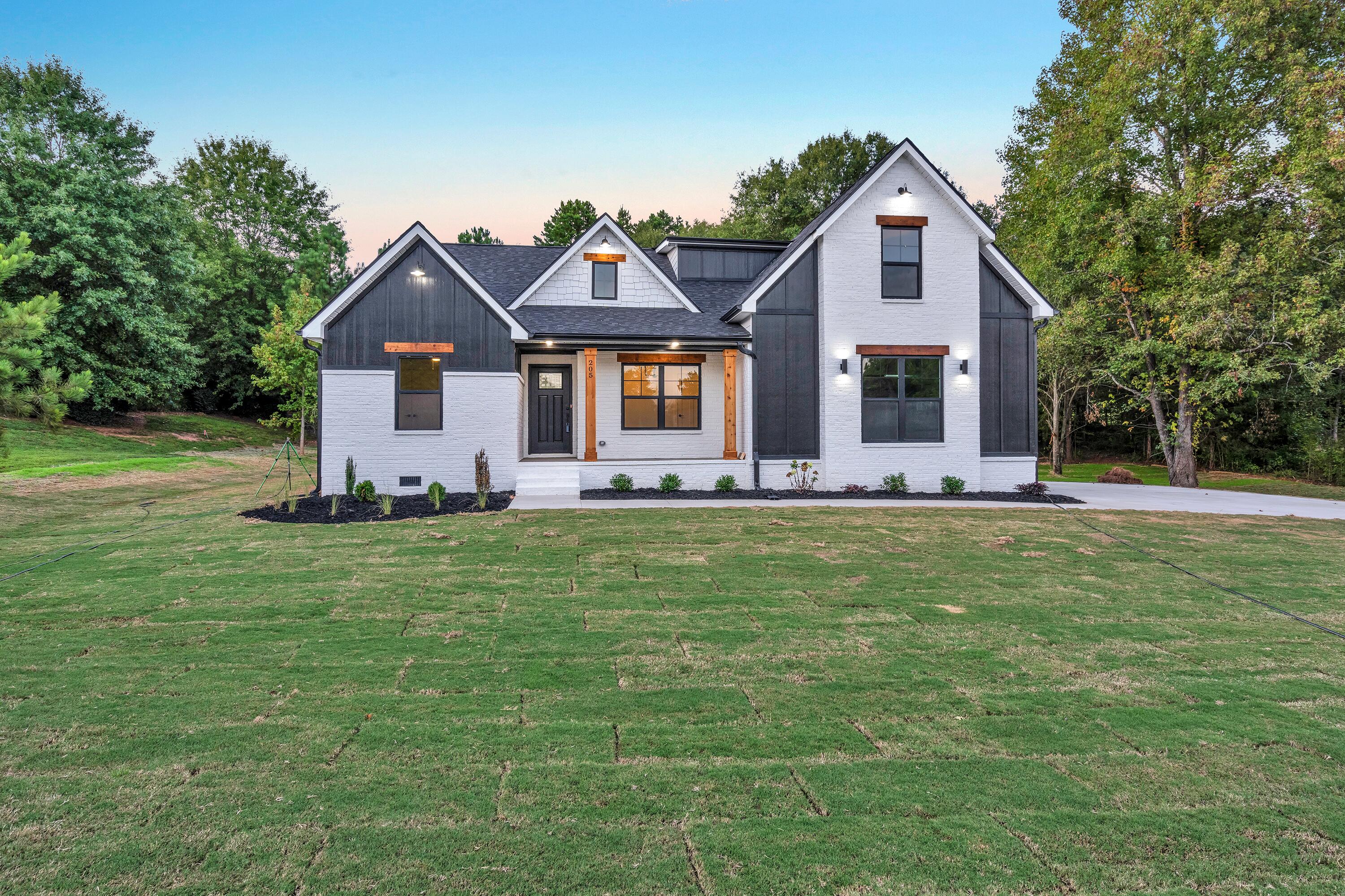 Available Homes Adrian B. Homes