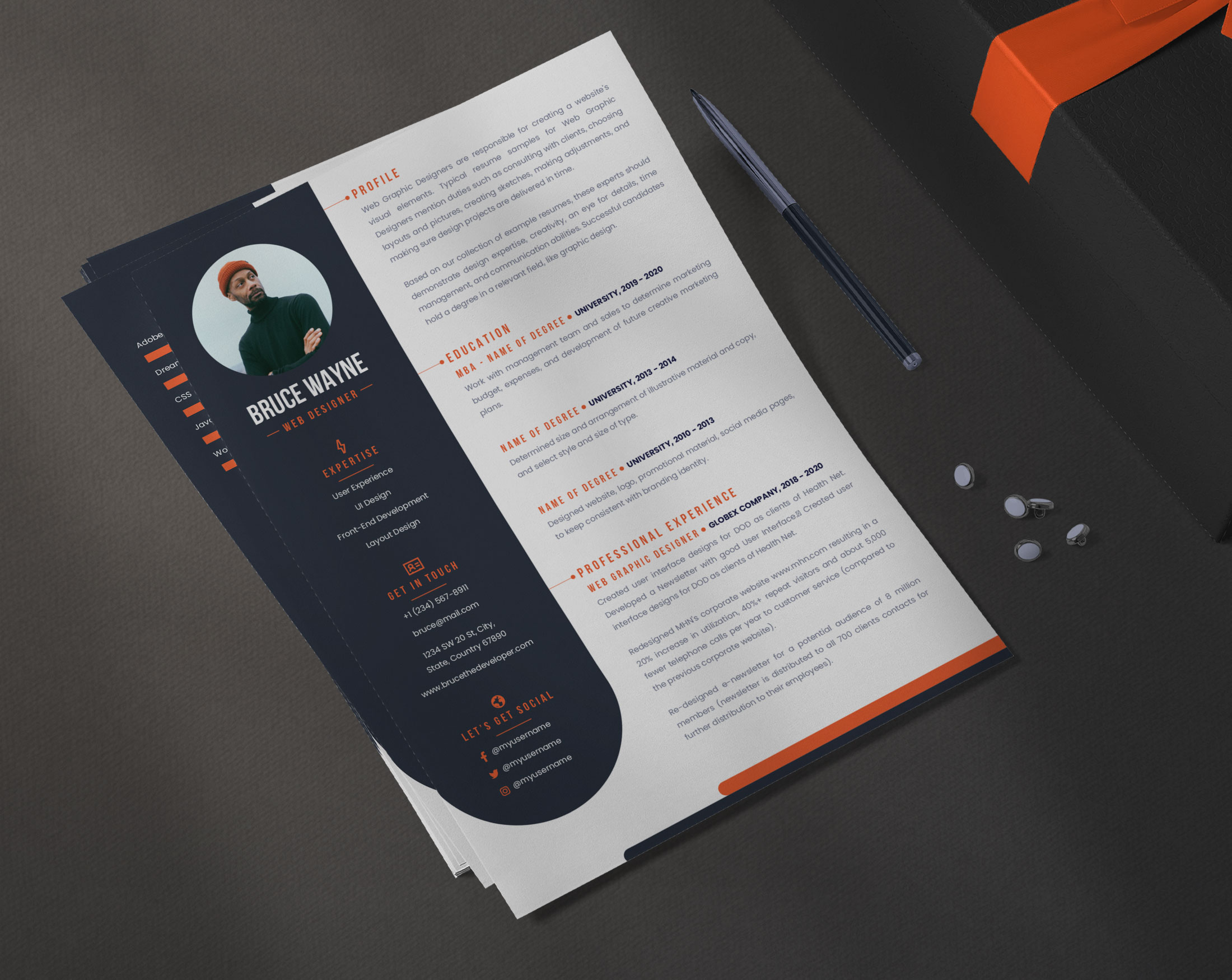 Modern Two Colors Resume Template - 651cb88229a9f88f115ce489 Modern Two Colors Resume Template Preview 4 