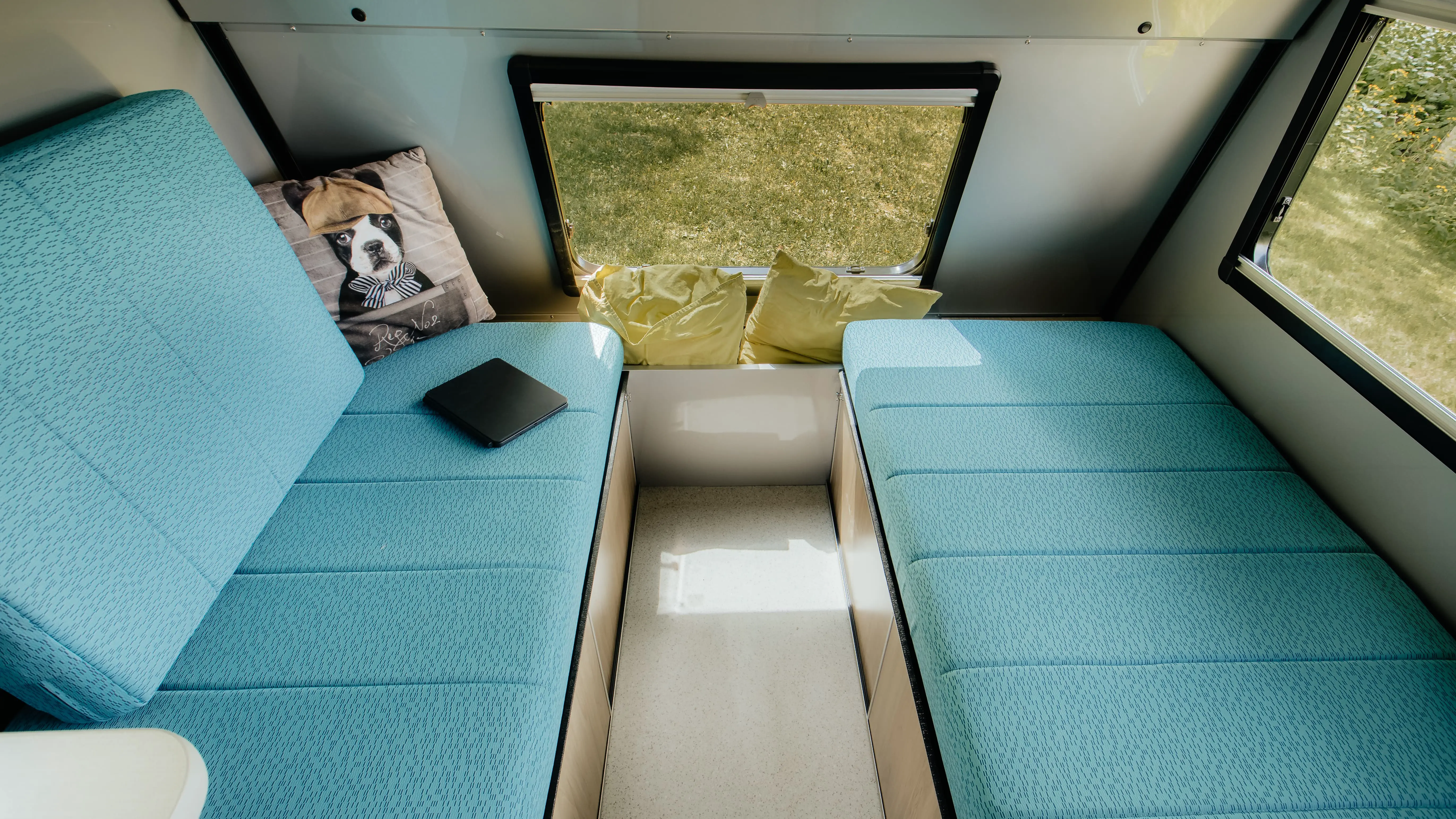 F1743 Alto F Series Safari Condo