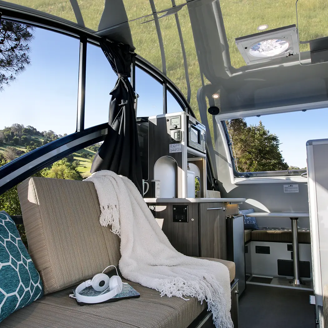 R1713 Alto R Series Safari Condo