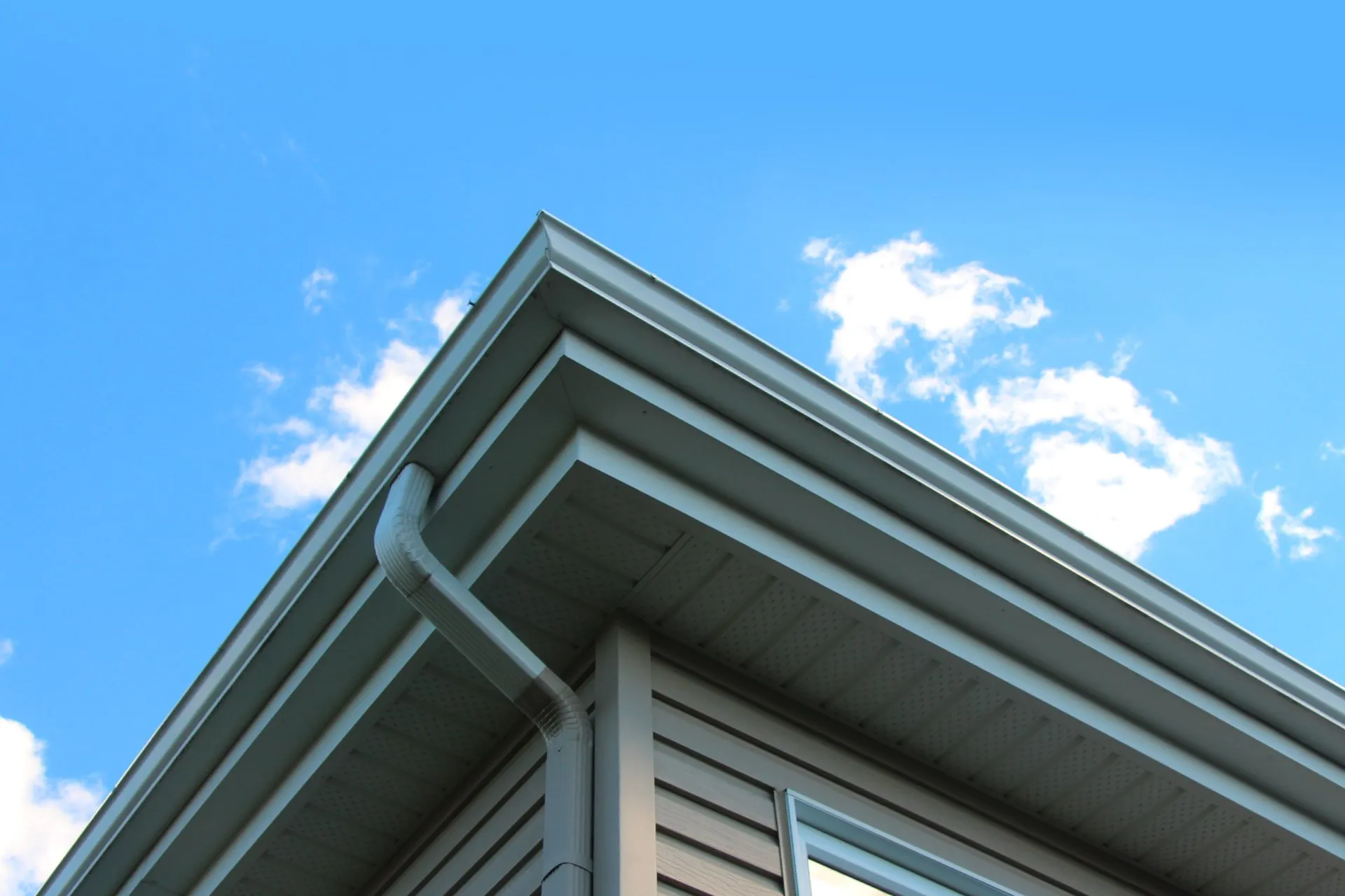 Divine Gutters Gutter Installation Pros Jacksonville, FL