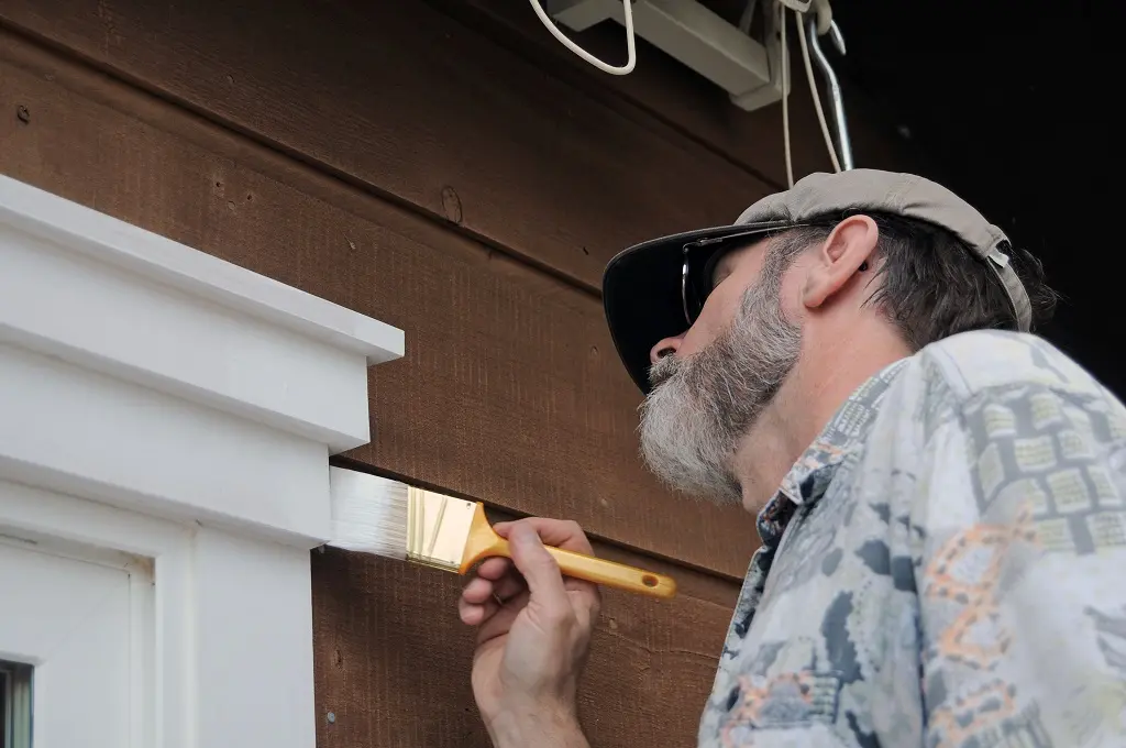 Why Does Paint Bubble, Crack & Peel? Exterior Paint Problems and How to