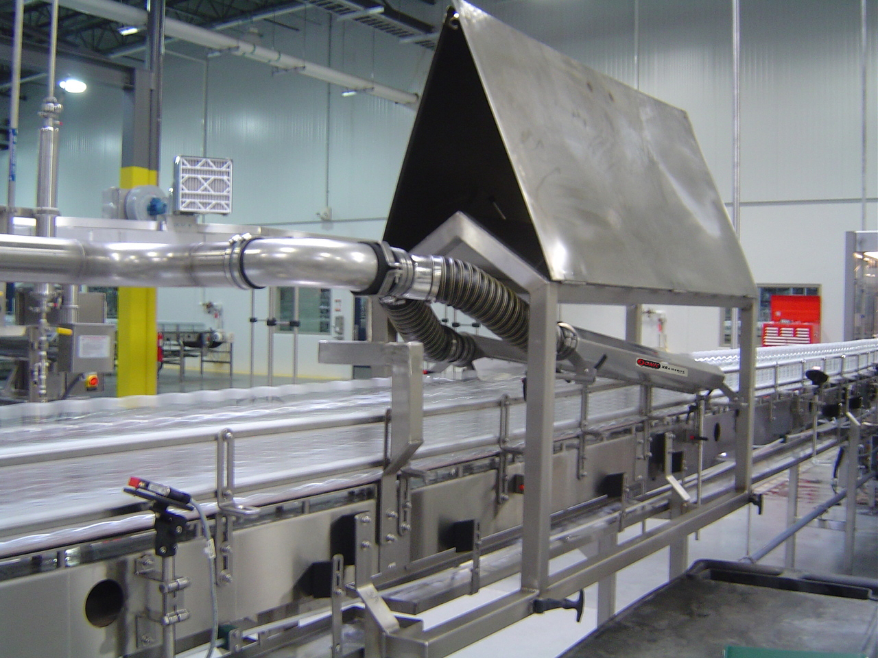 High-Efficiency Food and Beverage Air Knife Systems | Sonic Air Systems