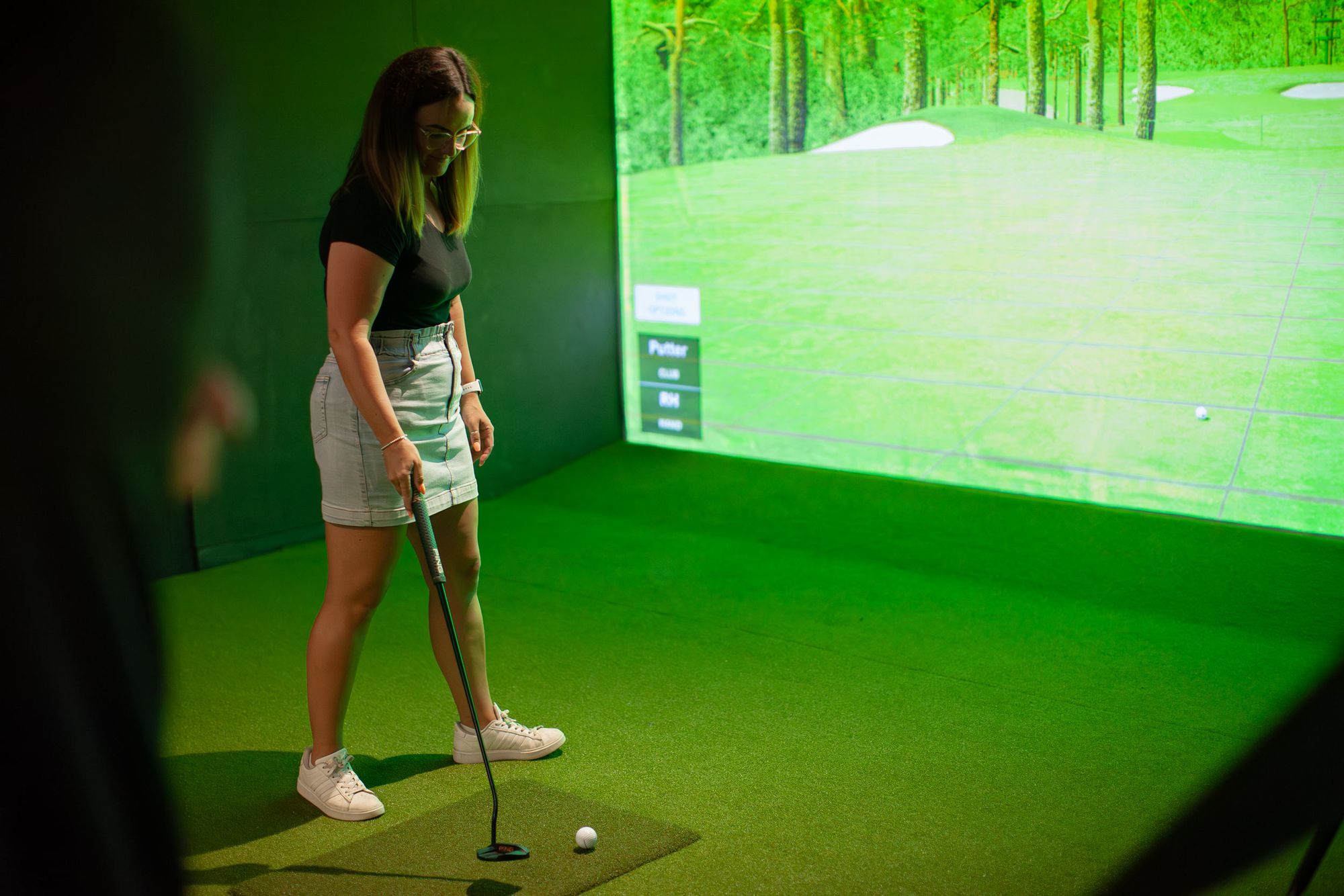 SMASH FACTOR Play a Round, The Range, Putting Green, Bar & Food