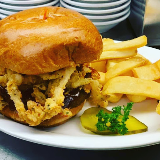 Scooters Sports Bar & Grill Home