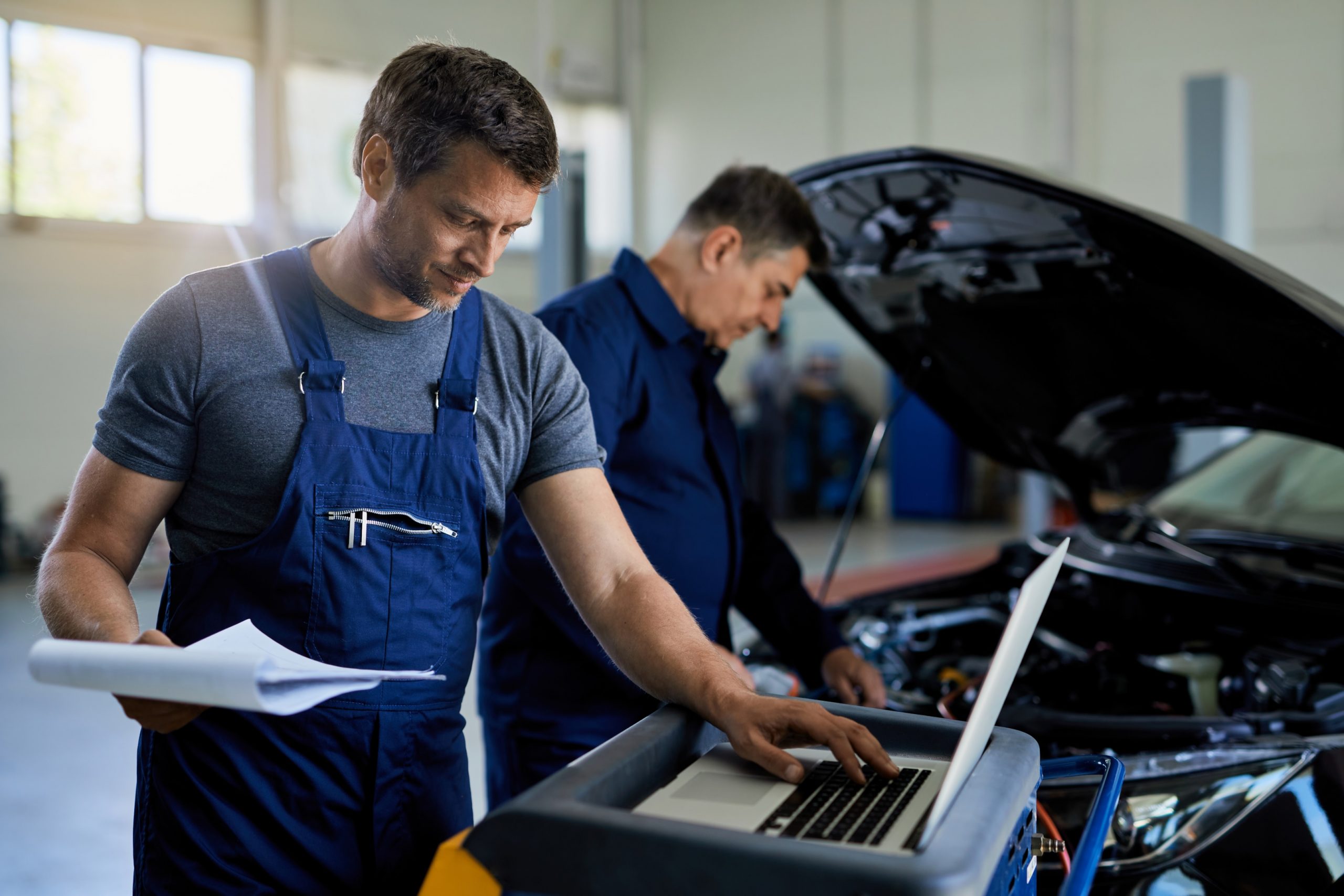 Redacta y esquematiza con éxito tu CV técnico automotriz: incluye