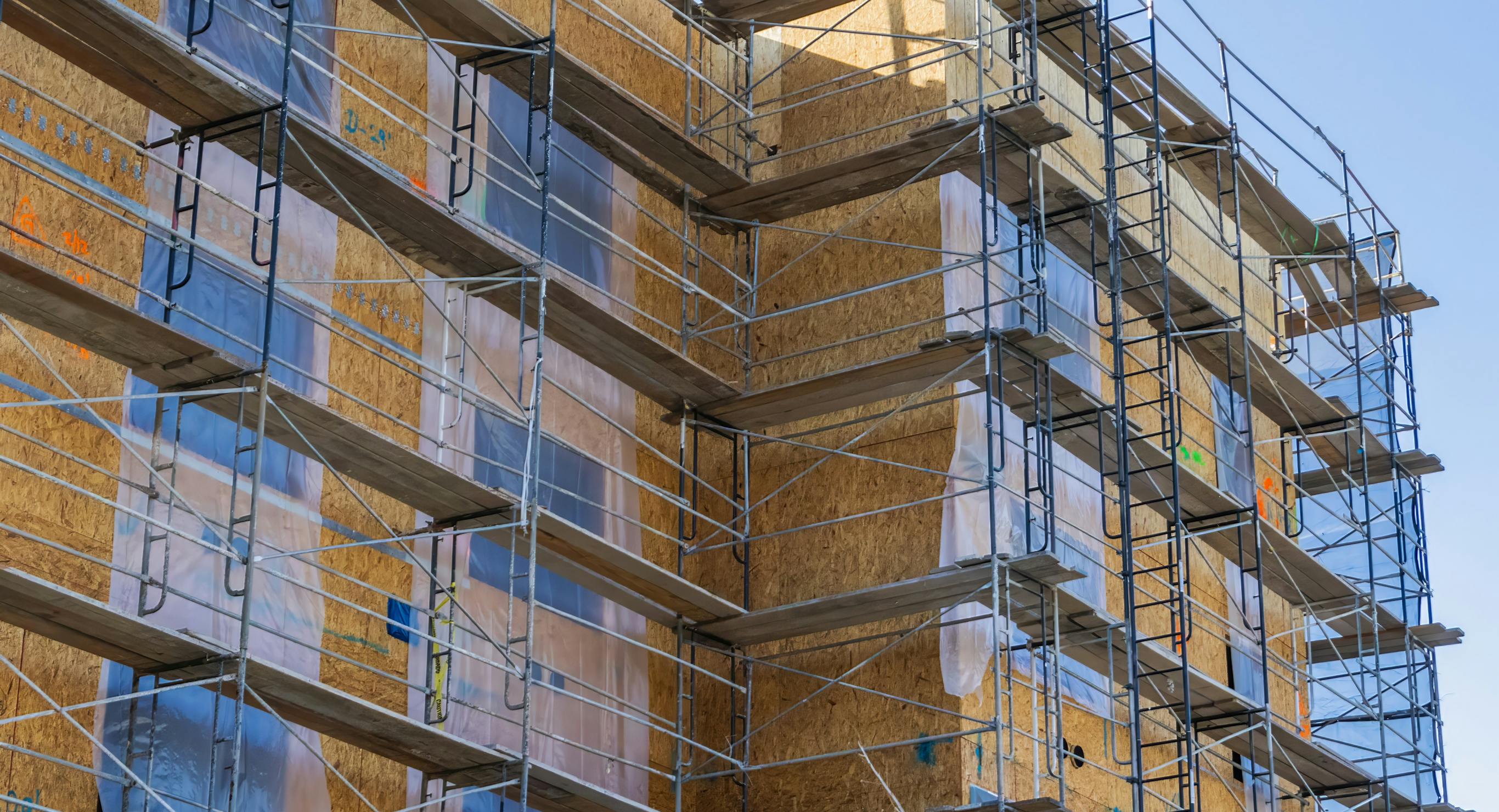 Scaffold Loading Bays - A Practical Solution for Material Handling ...