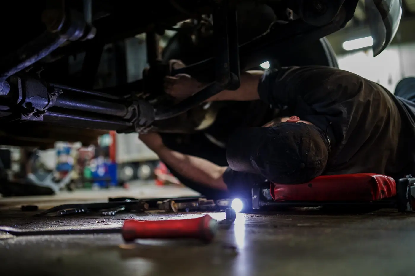 Mechanic providing driveline repair in North Las Vegas, NV